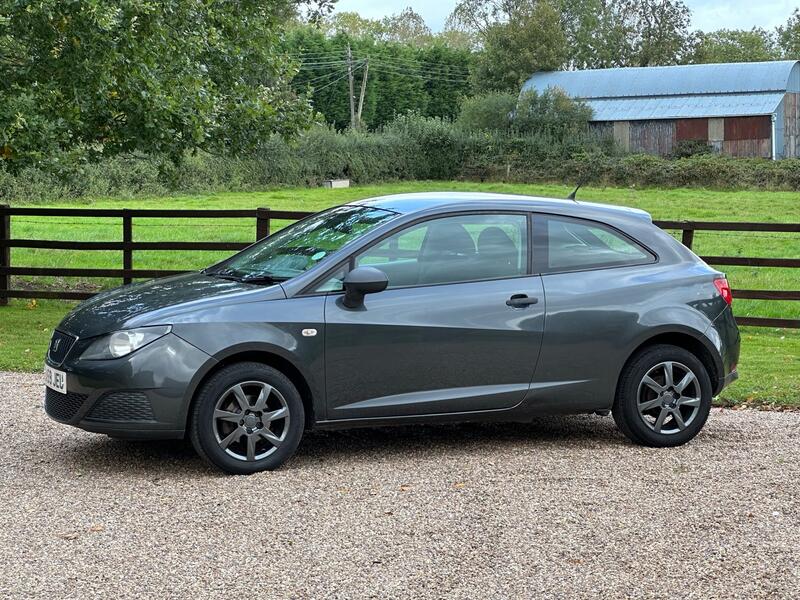 SEAT IBIZA