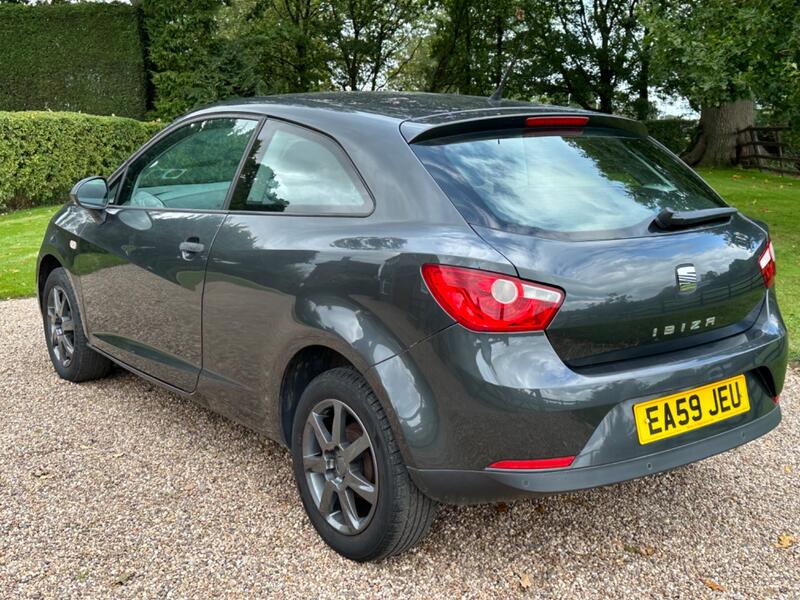 SEAT IBIZA